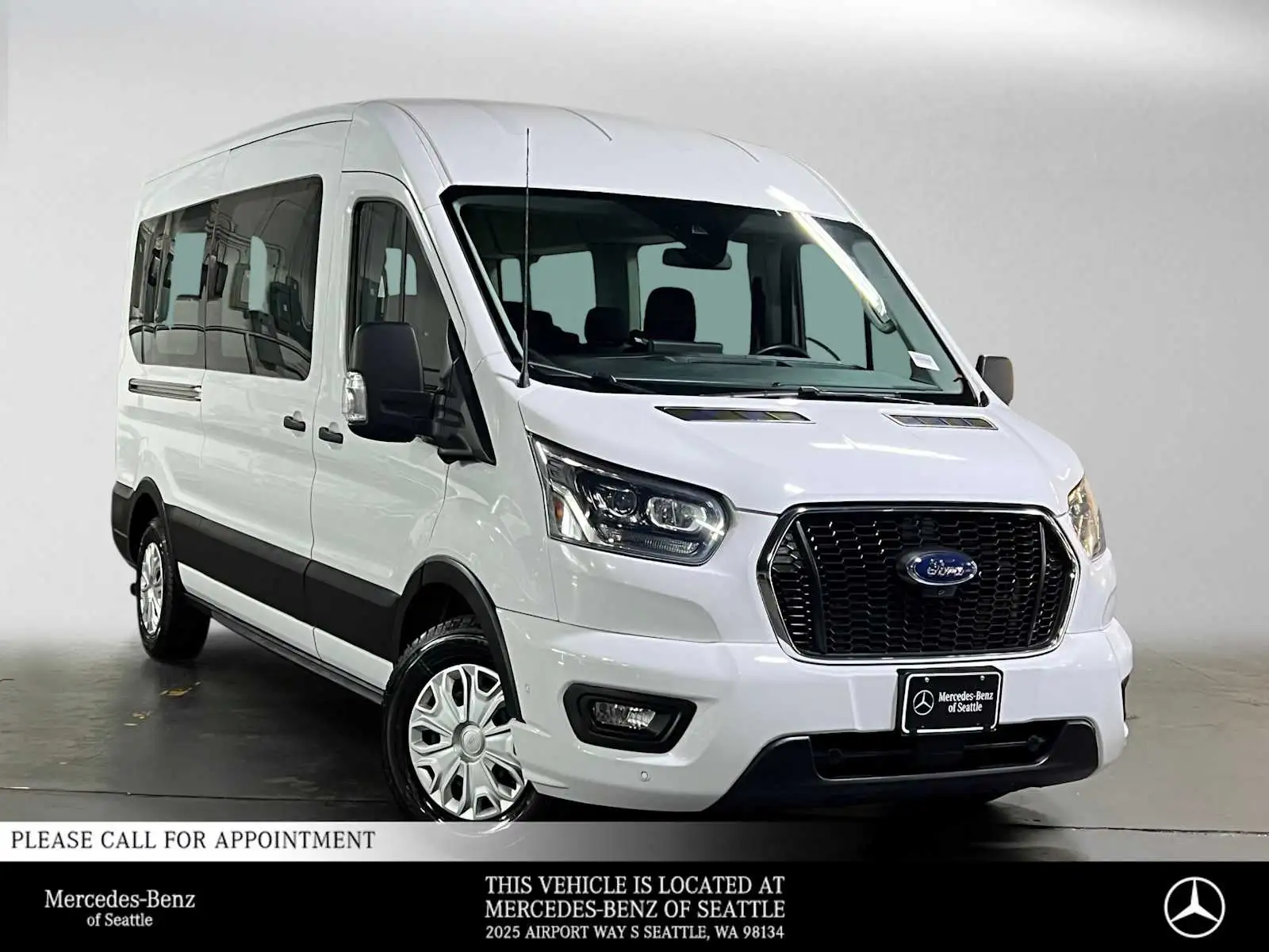 2023 Ford Transit 350 XLT Med Roof Sliding Pass. 148's photo