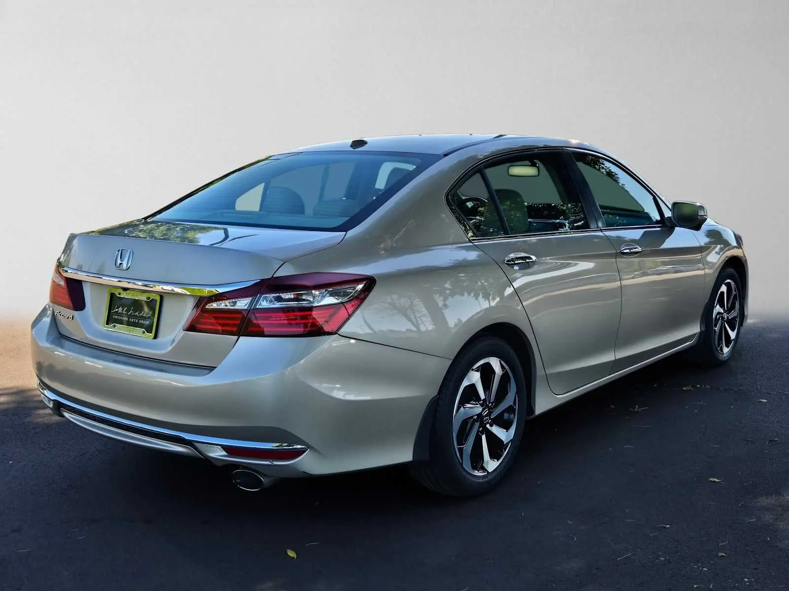 2017 Honda Accord EX-L CVT photo 3