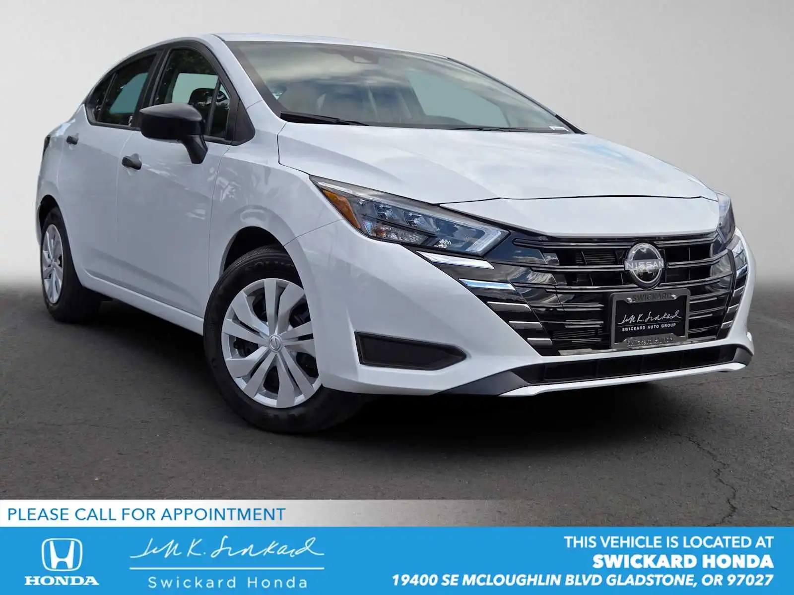 2025 Nissan Versa 1.6 S CVT's photo