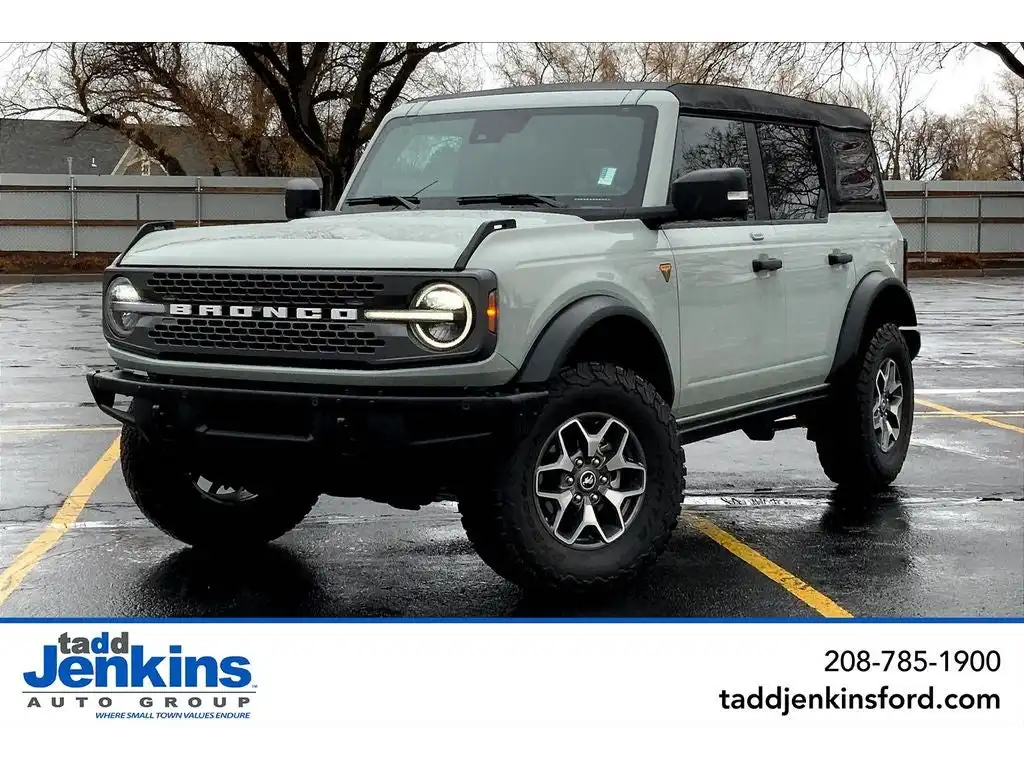 2023 Ford Bronco Badlands 4x4's photo