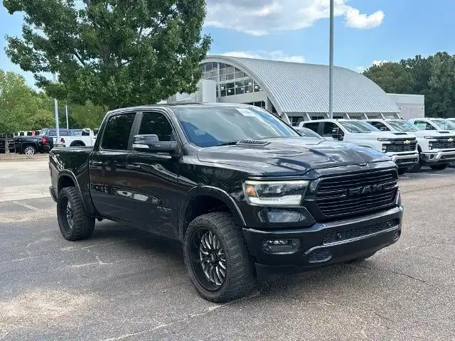 2022 RAM 1500 Laramie 4WD Crew Cab 5'7's photo