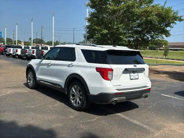 2021 Ford Explorer Limited RWD photo 5
