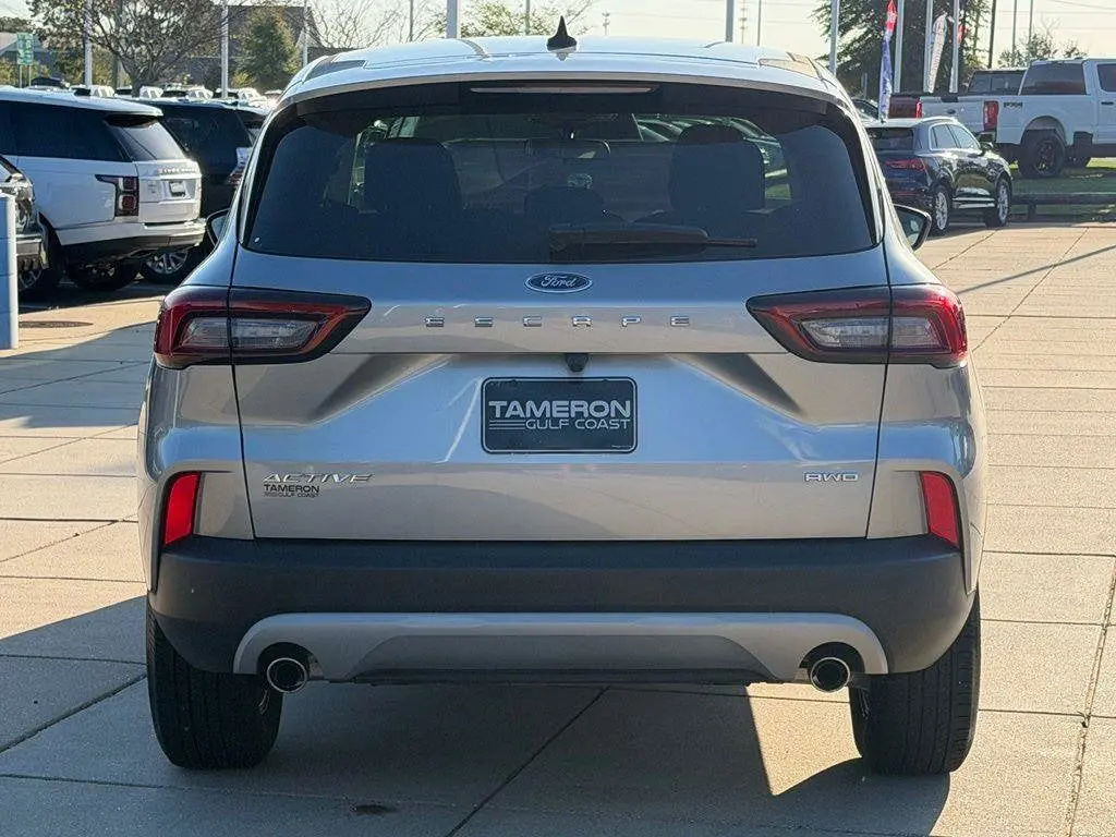 2024 Ford Escape Active AWD photo 3