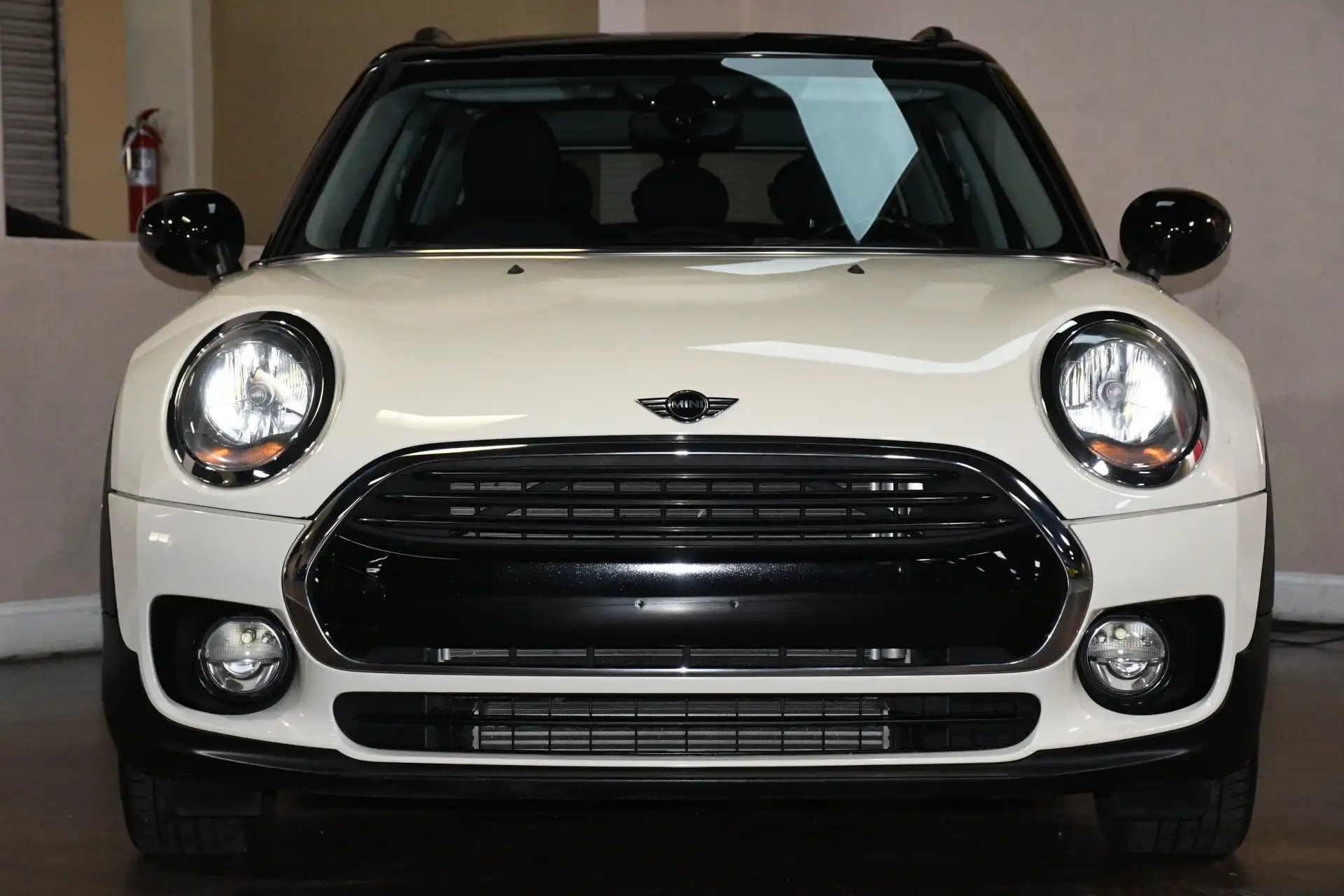2016 MINI Clubman Cooper's photo