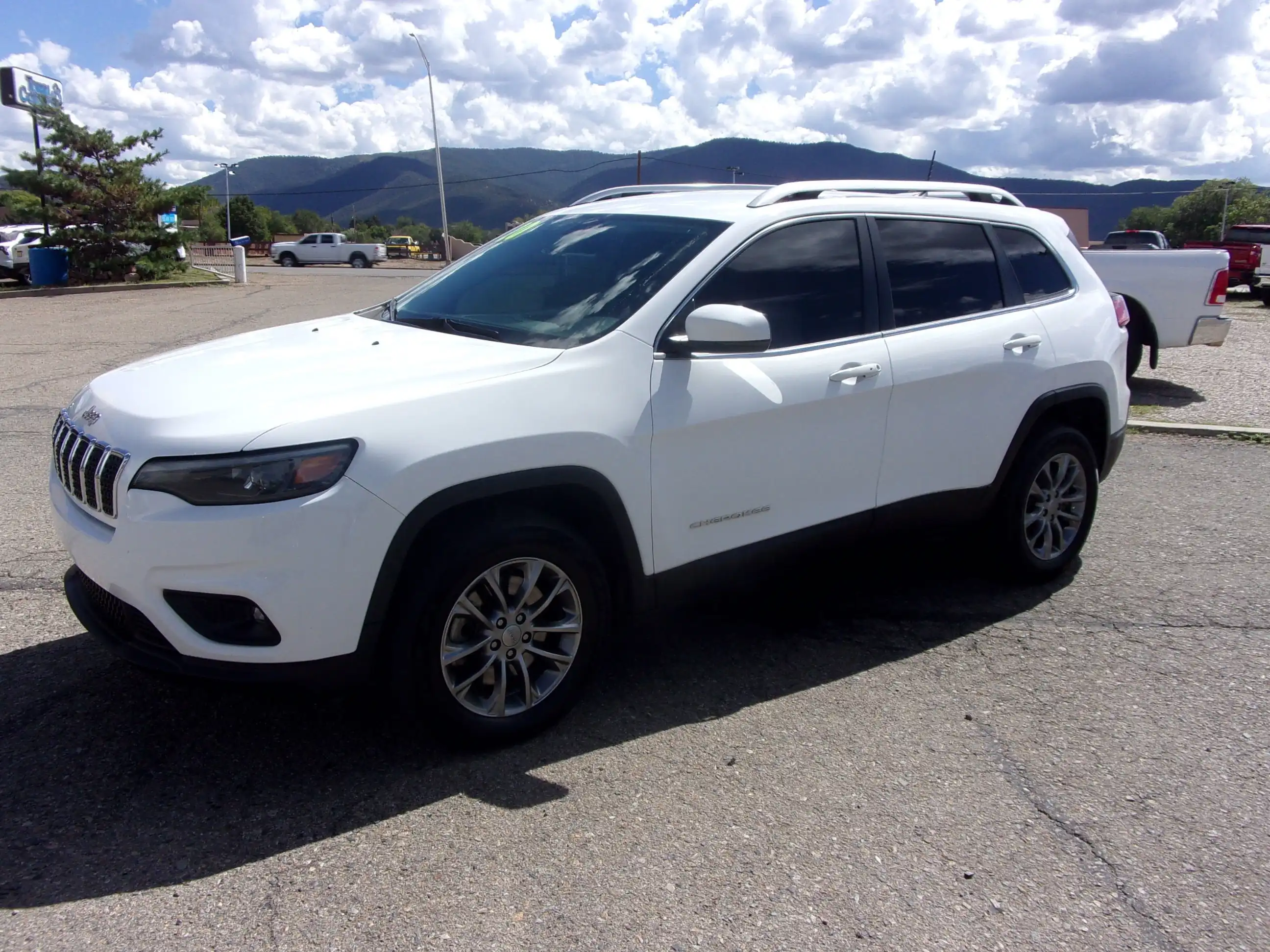 2020 Jeep Cherokee Latitude Plus 4X4's photo