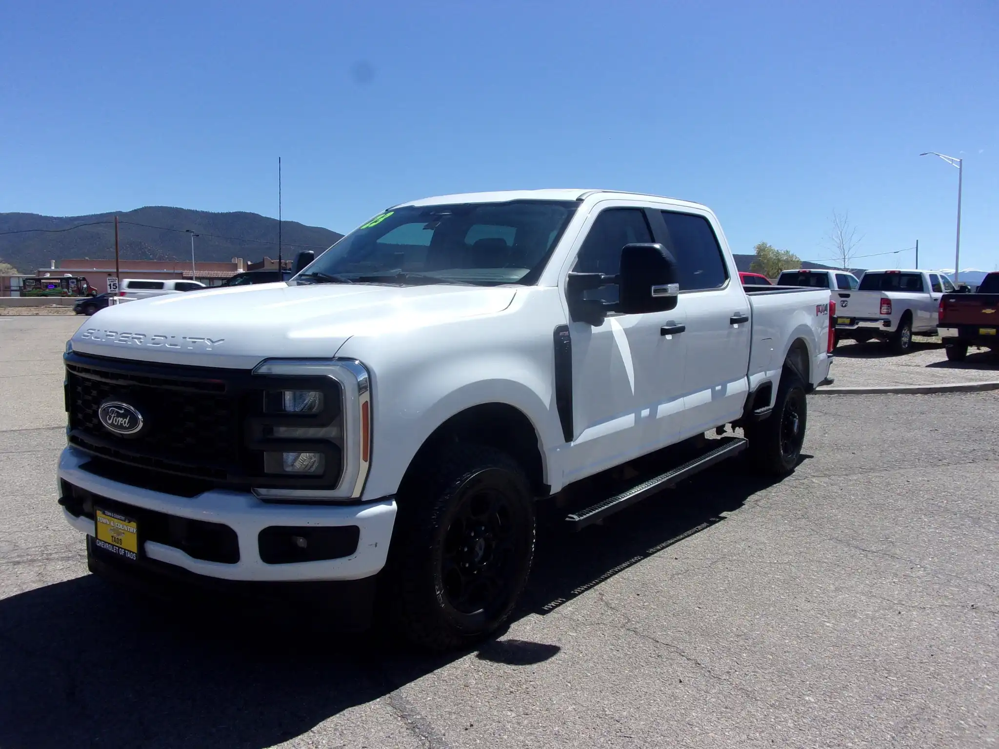 2023 Ford F-250 XL 4x4 Crew Cab 6-3/4' Box's photo