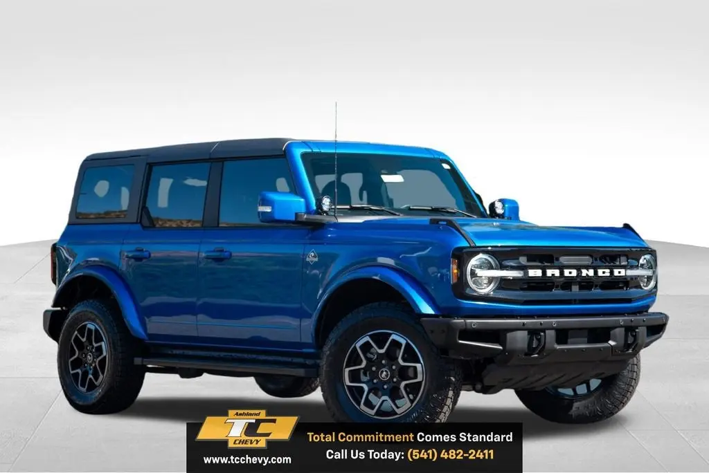 2022 Ford Bronco Outer Banks 4x4 photo 3