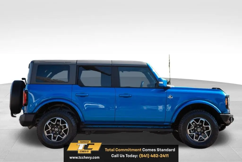 2022 Ford Bronco Outer Banks 4x4 photo 5