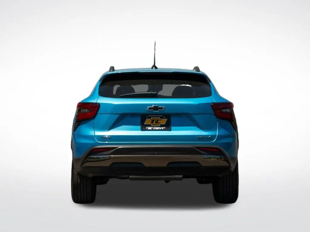2026 Chevrolet Trax Activ photo 4