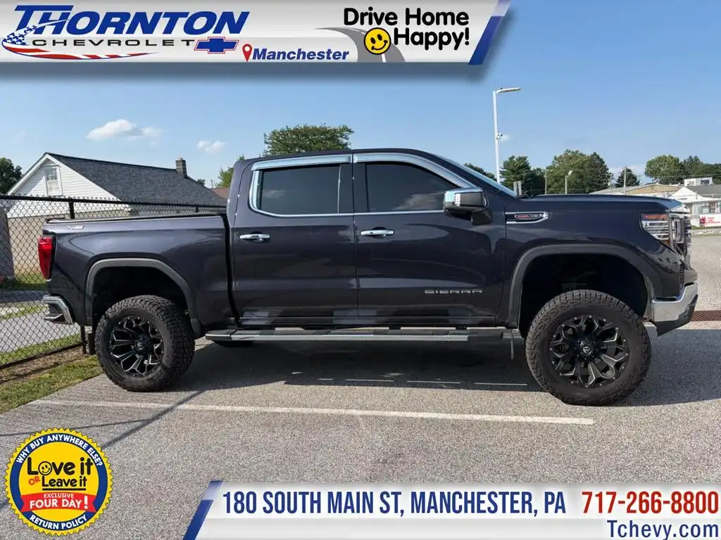 2022 GMC Sierra SLT 4WD Crew Cab Short Box's photo