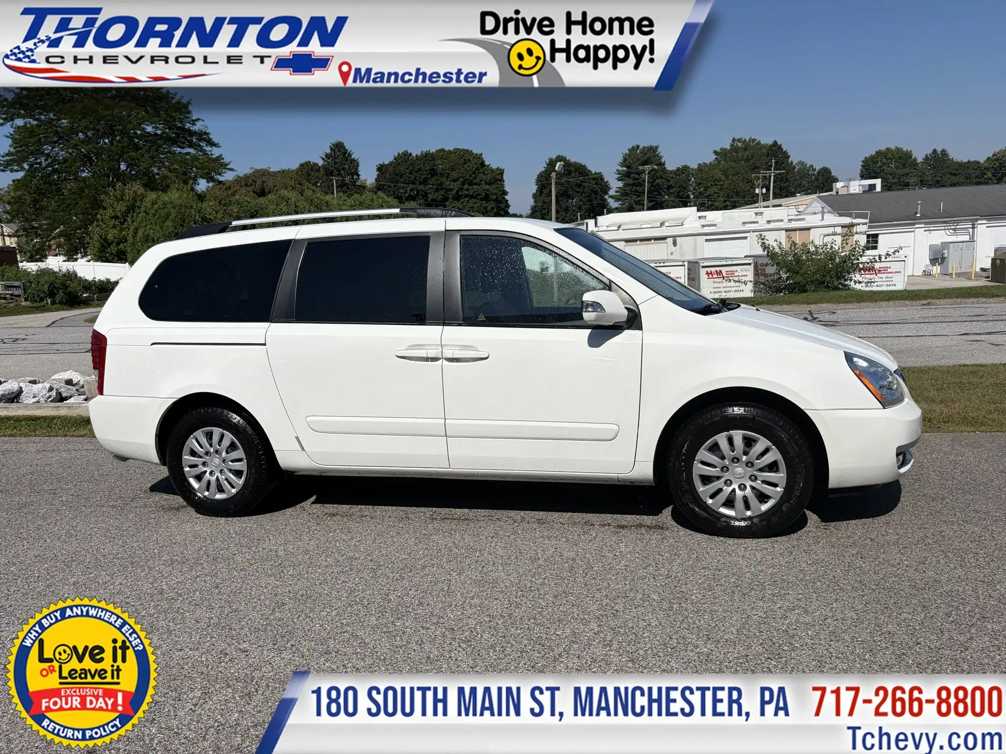 2014 Kia Sedona LX's photo