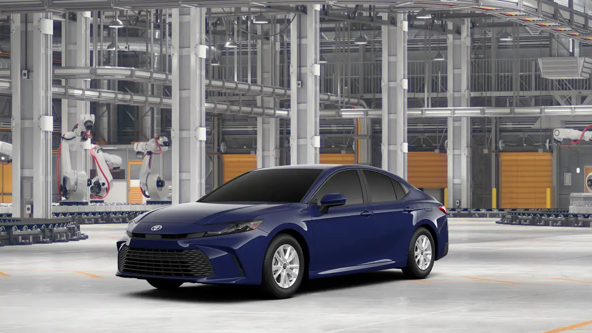 2026 Toyota Camry LE Hybrid's photo