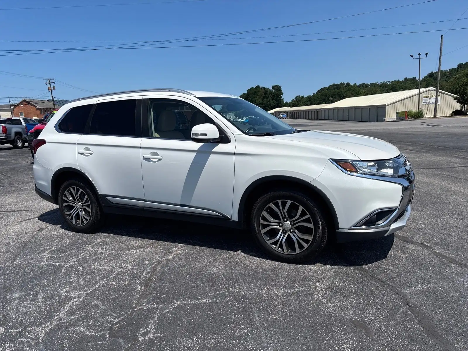 2017 Mitsubishi Outlander SEL S-AWC's photo