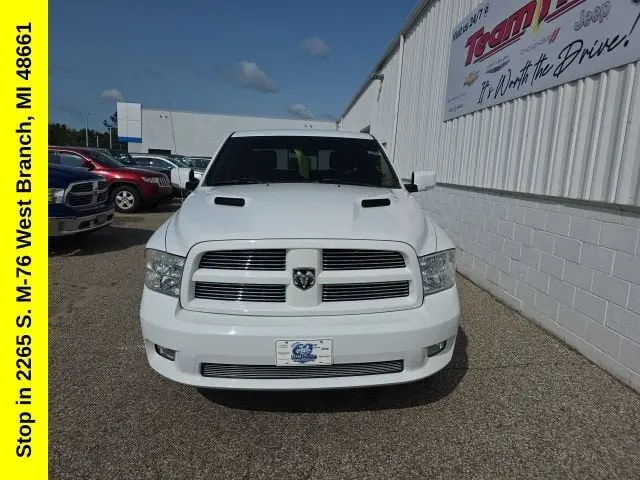 2012 RAM 1500 Sport Crew Cab photo 4