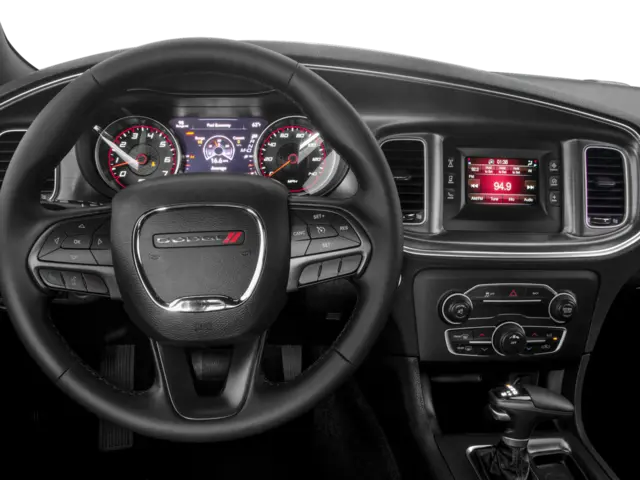2016 Dodge Charger SE photo 4