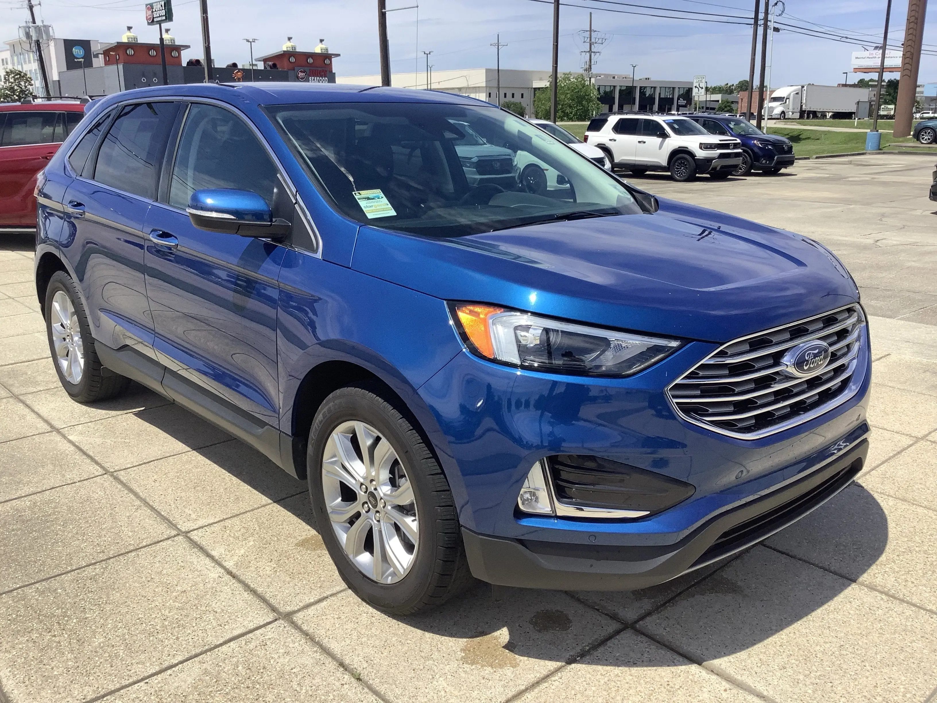 2024 Ford Edge Titanium AWD photo 4