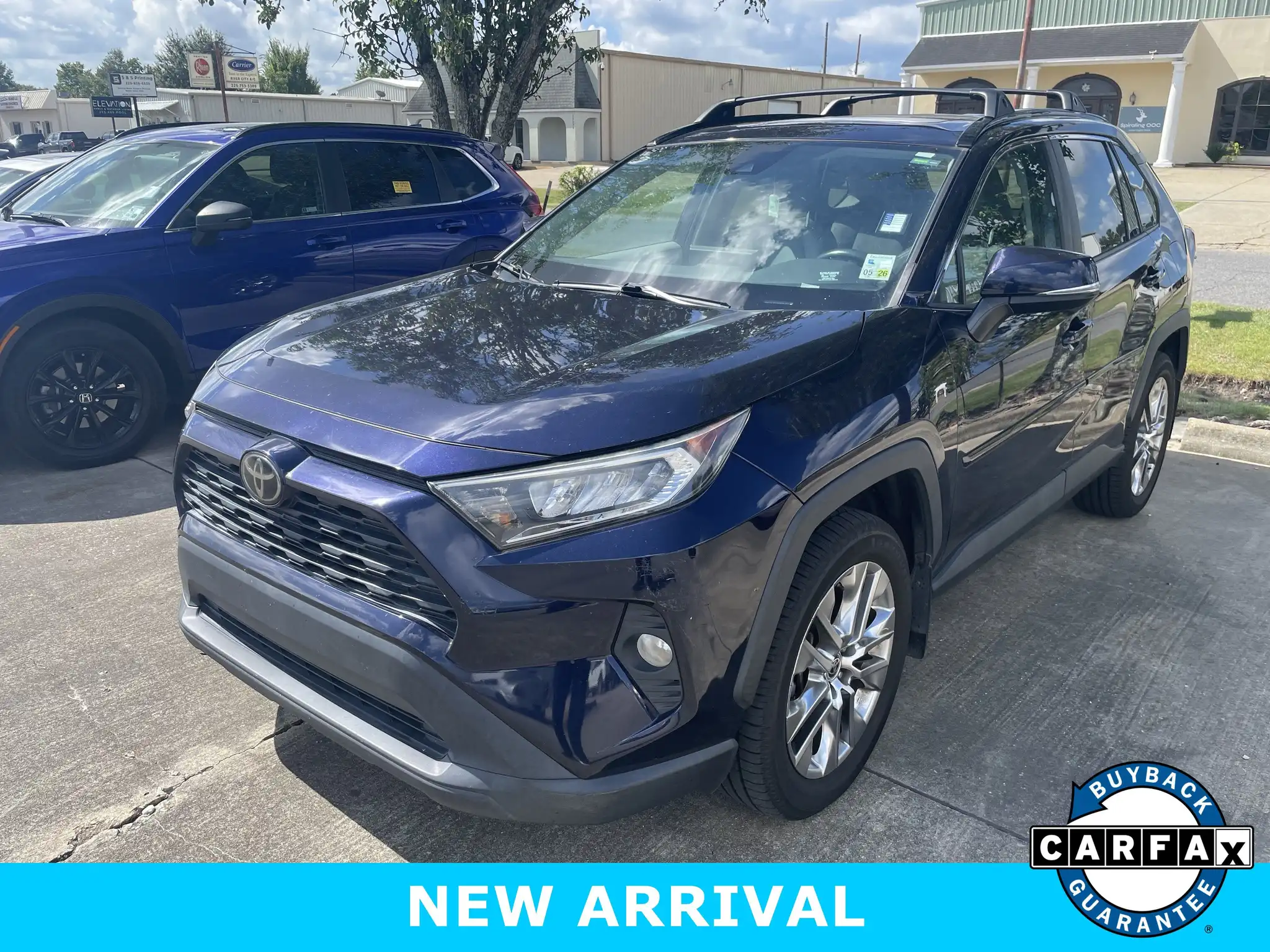 2021 Toyota RAV4 XLE Premium FWD's photo