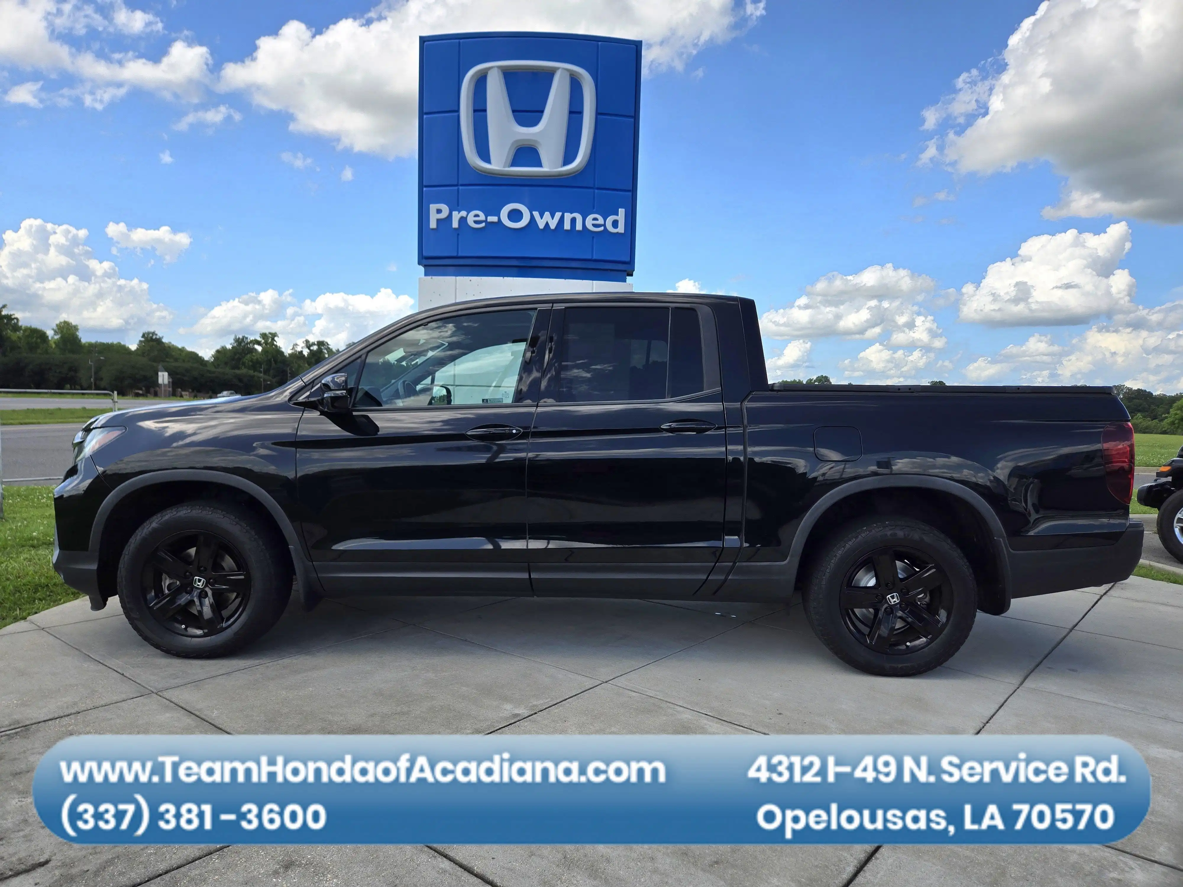 2023 Honda Ridgeline Black Edition's photo