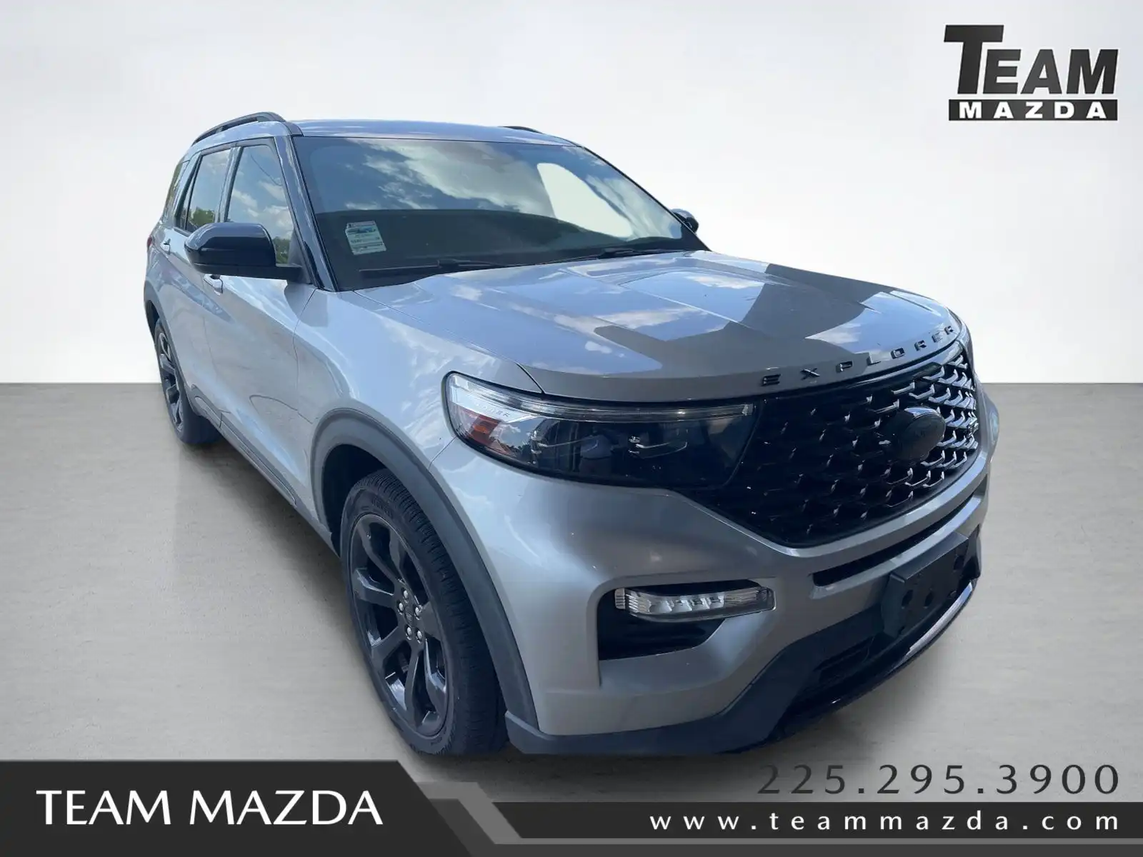 2023 Ford Explorer ST-Line RWD's photo