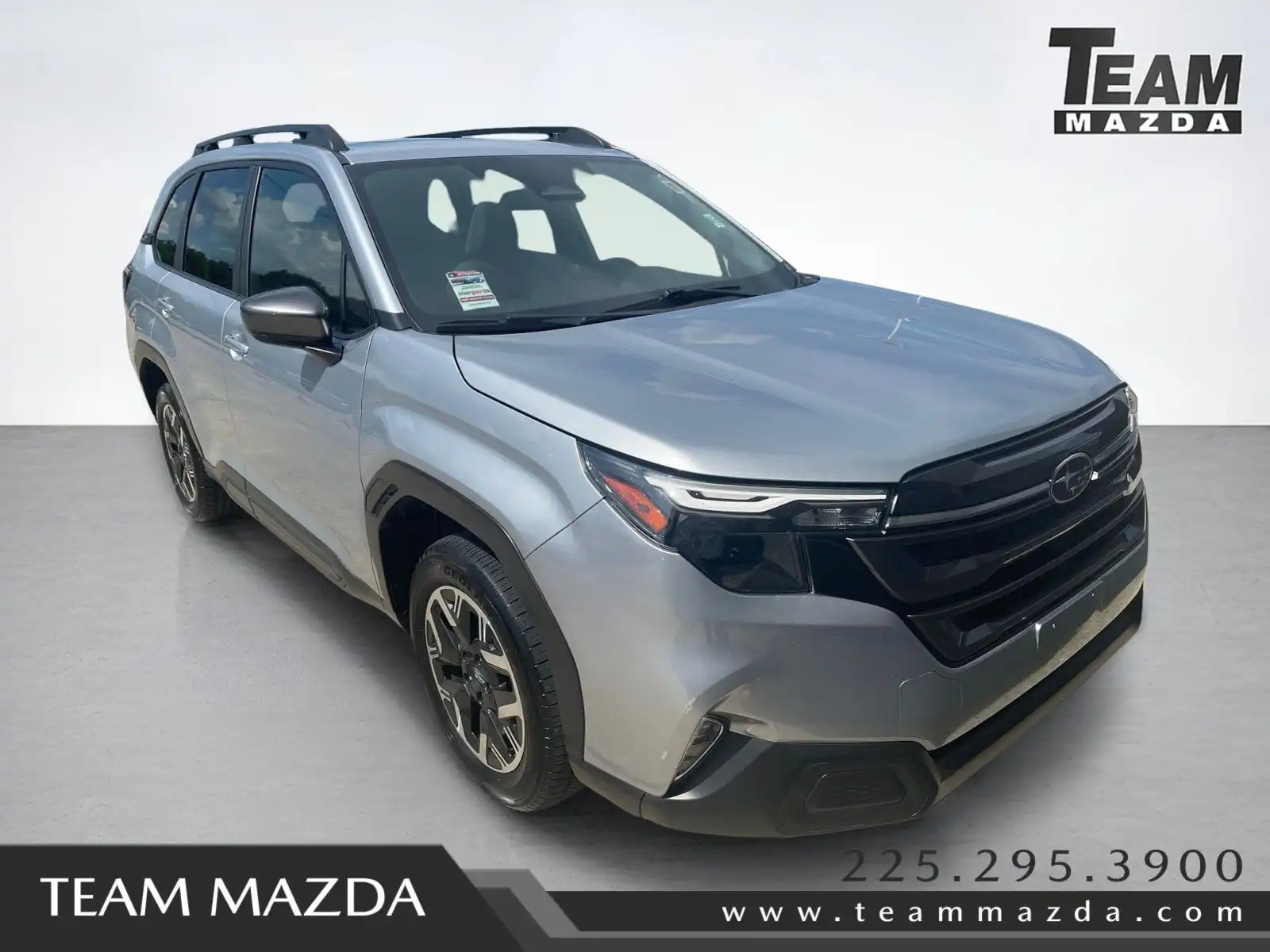 2025 Subaru Forester Premium's photo