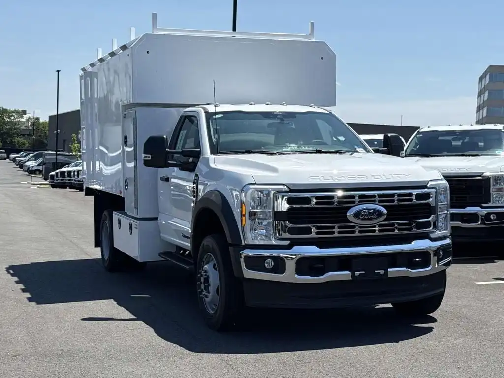 2026 Ford F-600 XL 4x4 Regular Cab 169-In DRW's photo
