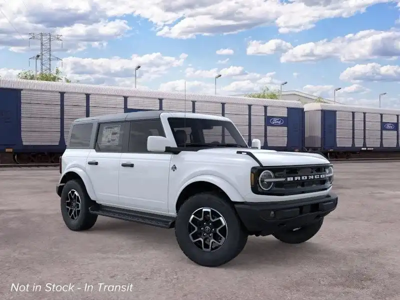 2026 Ford Bronco Outer Banks 4WD's photo