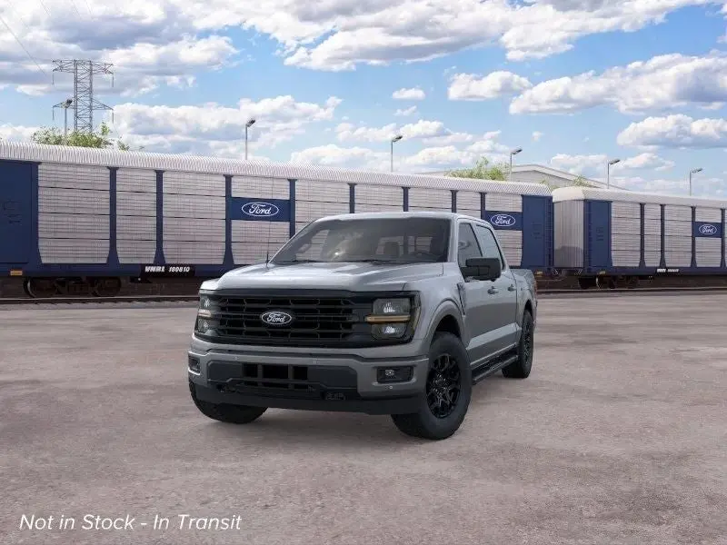 2026 Ford F-150 XLT 4WD SuperCrew 5-1/2' Box photo 3