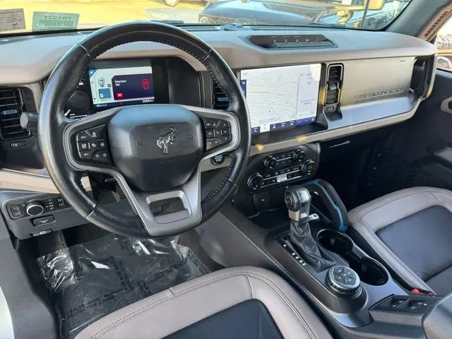 2023 Ford Bronco Wildtrak 4x4 photo 3