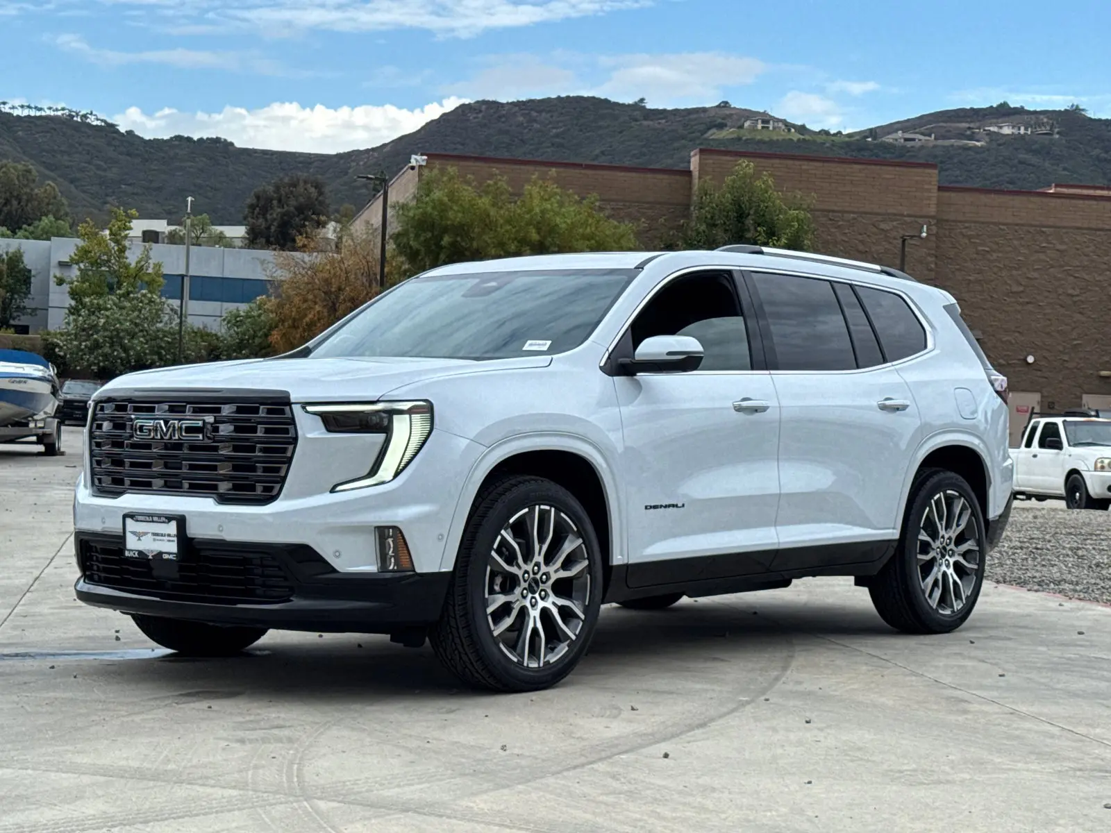 2026 GMC Acadia Denali Ultimate AWD photo 4