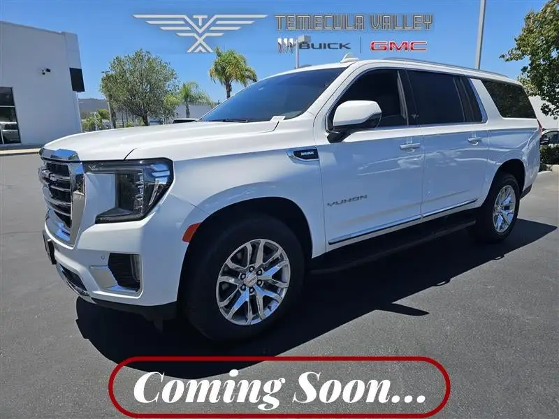 2023 GMC Yukon 4WD SLT photo 1