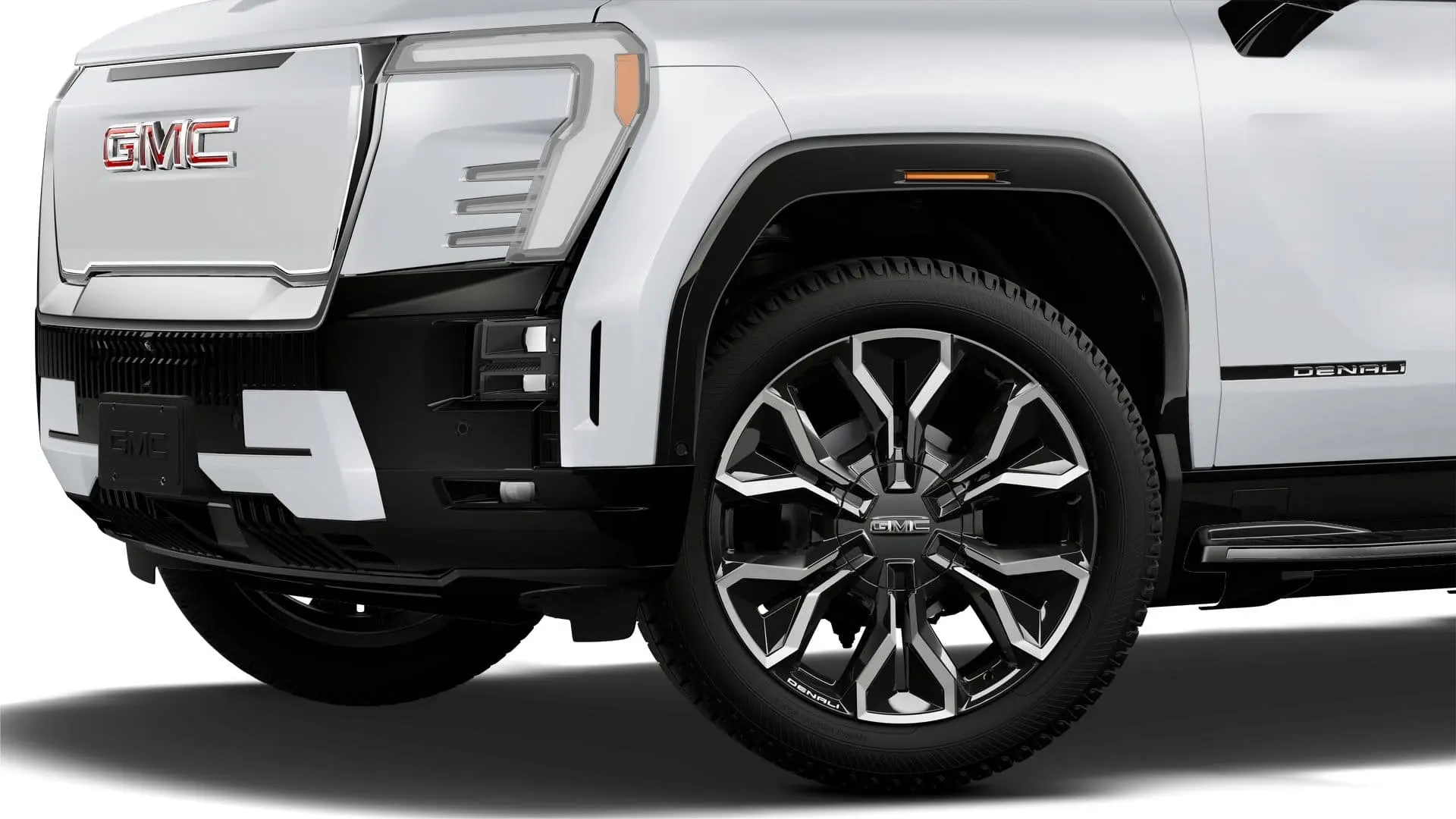 2026 GMC Sierra Denali e4WD Crew Cab Max Range photo 5