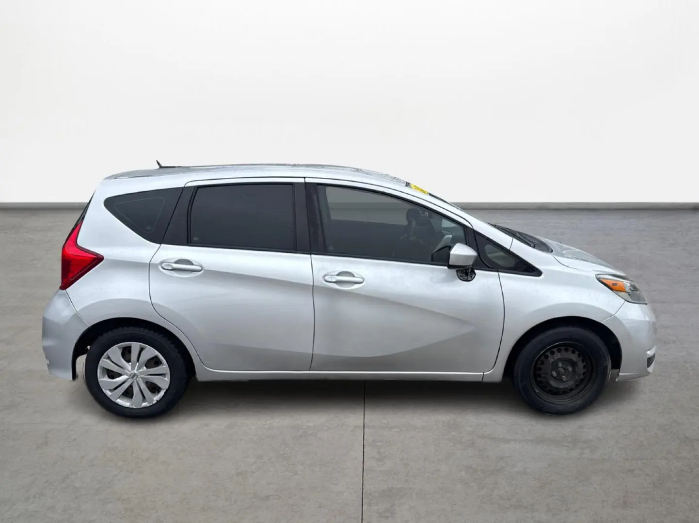 2017 Nissan Versa Note 1.6 SV CVT photo 4