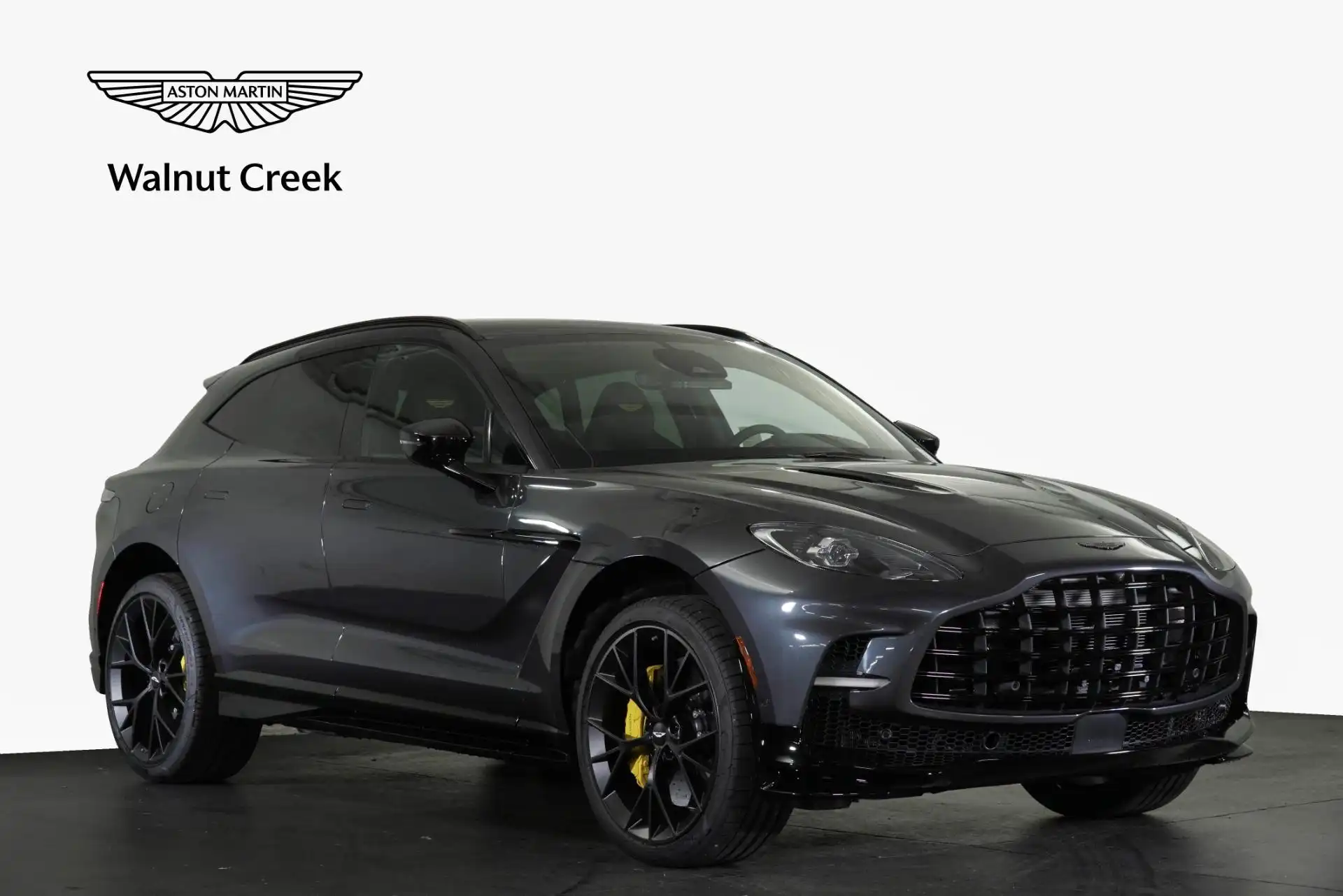 2026 Aston Martin DBX 4.0 V8 707 AWD's photo
