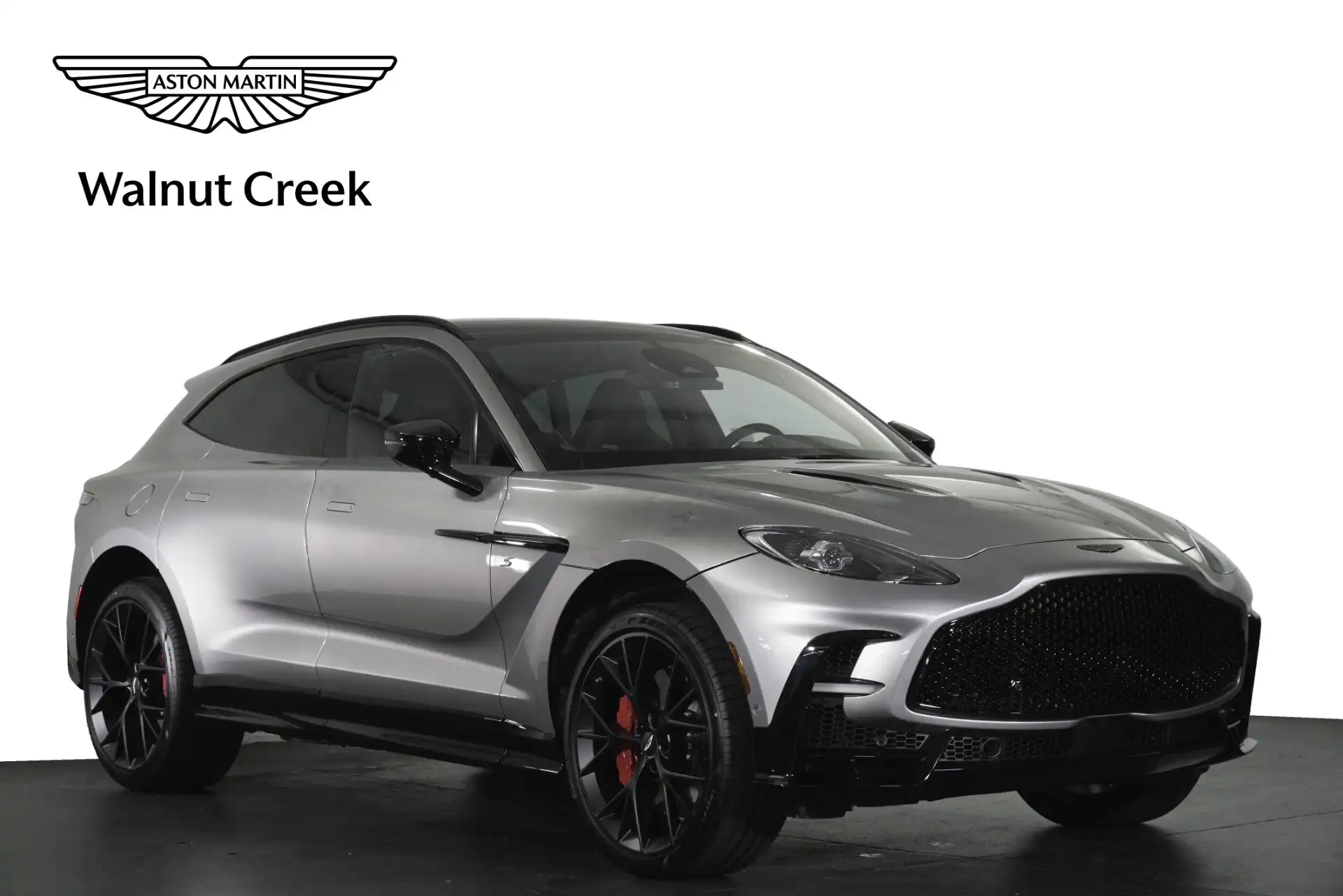 2026 Aston Martin DBX 4.0 V8 S AWD's photo