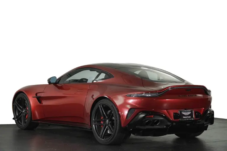 2025 Aston Martin Vantage 4.0 V8 Auto photo 3