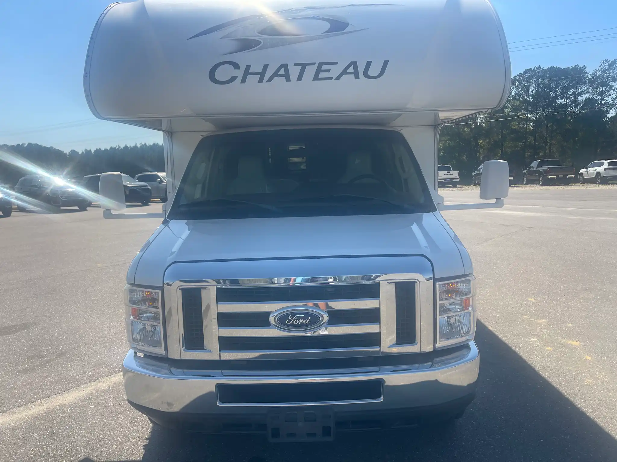 2019 Ford E-Series DRW E-450 Super Duty 158 in WB's photo