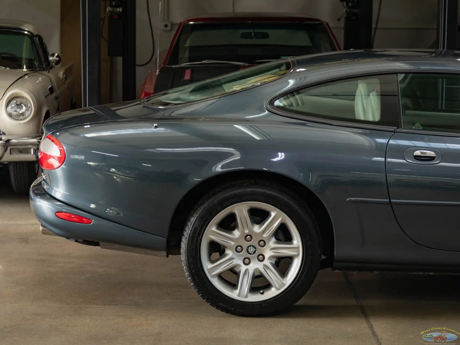 2000 Jaguar XK XK8's photo