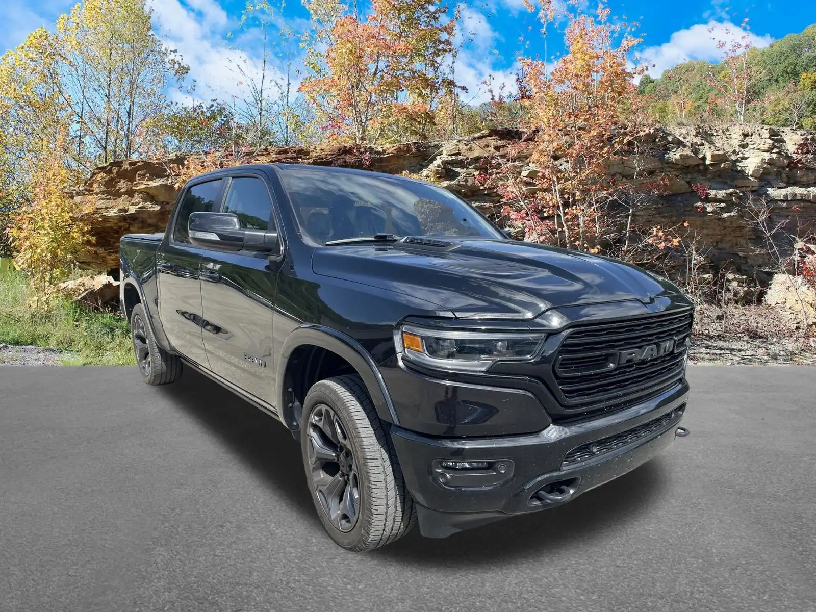 2021 RAM 1500 Limited 4WD Crew Cab 5'7's photo