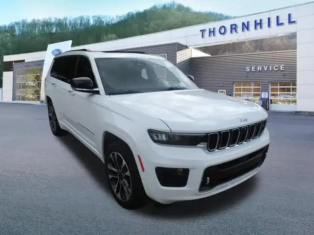 2022 Jeep Grand Cherokee L Overland 4x4's photo