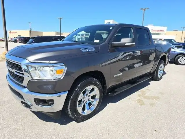 2022 RAM 1500 Big Horn/Lone Star 4WD Crew Cab 5'7's photo