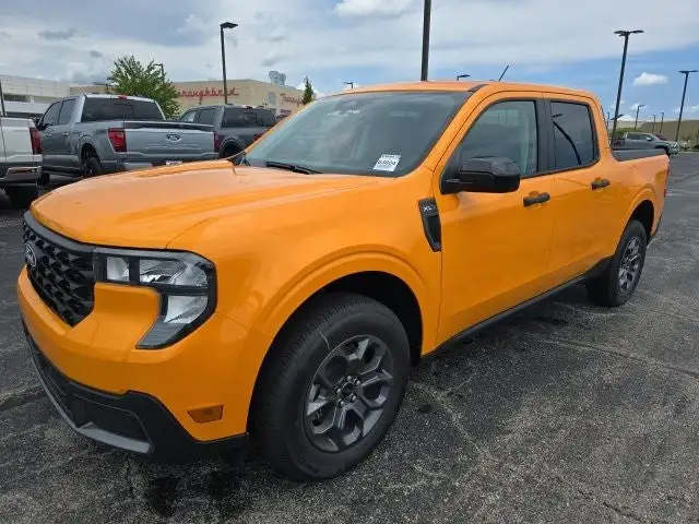 2026 Ford Maverick XLT AWD photo 1