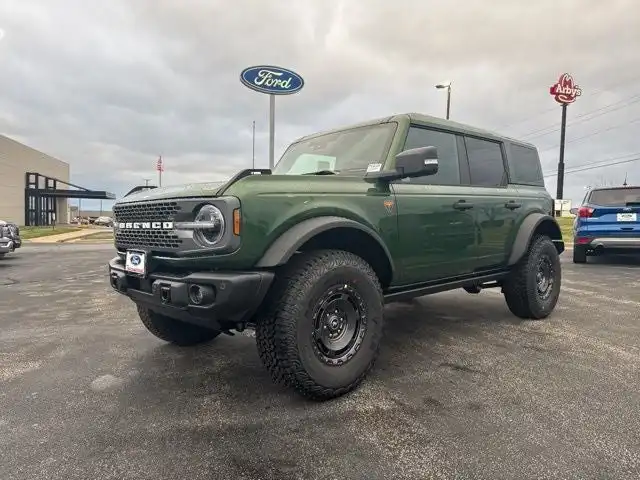 2025 Ford Bronco Badlands 4x4's photo