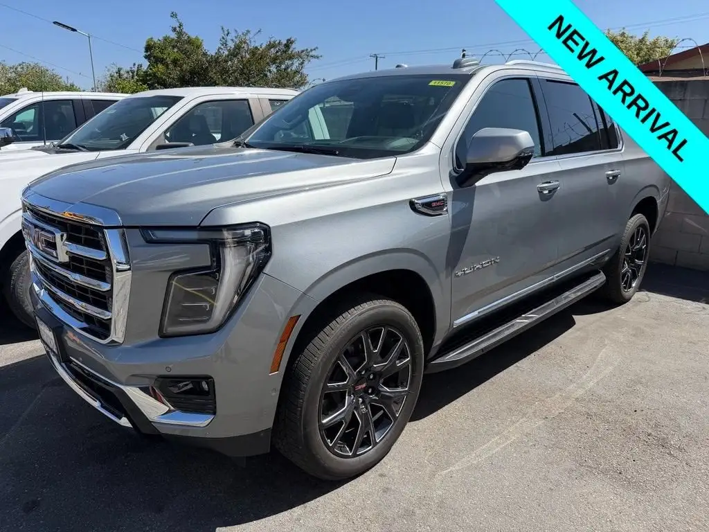 2025 GMC Yukon Elevation 4WD photo 1