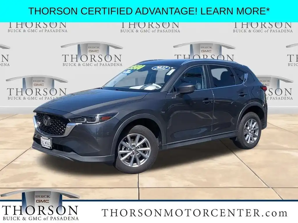 2022 Mazda CX-5 S Preferred package Auto AWD's photo