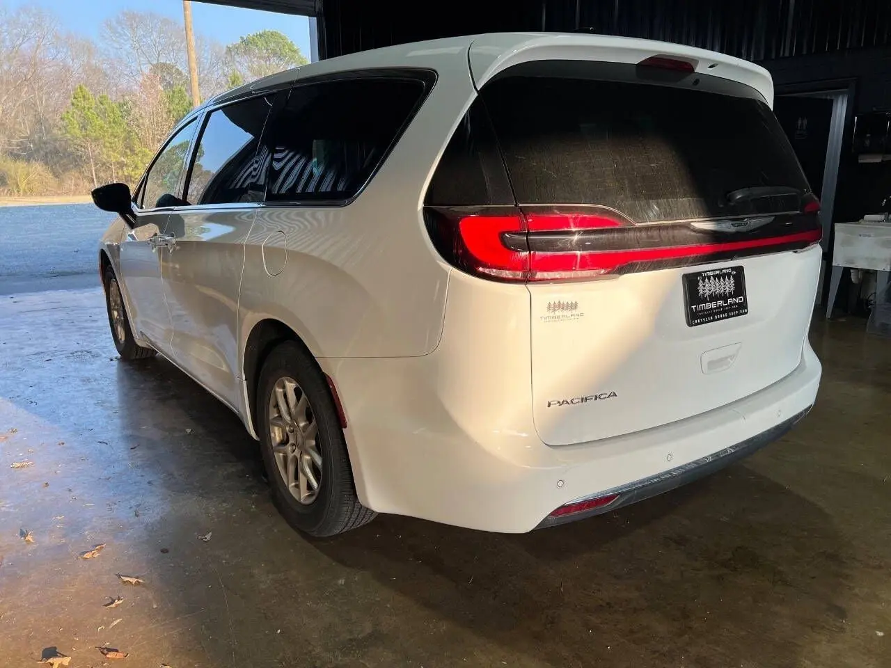2025 Chrysler Pacifica Select photo 5