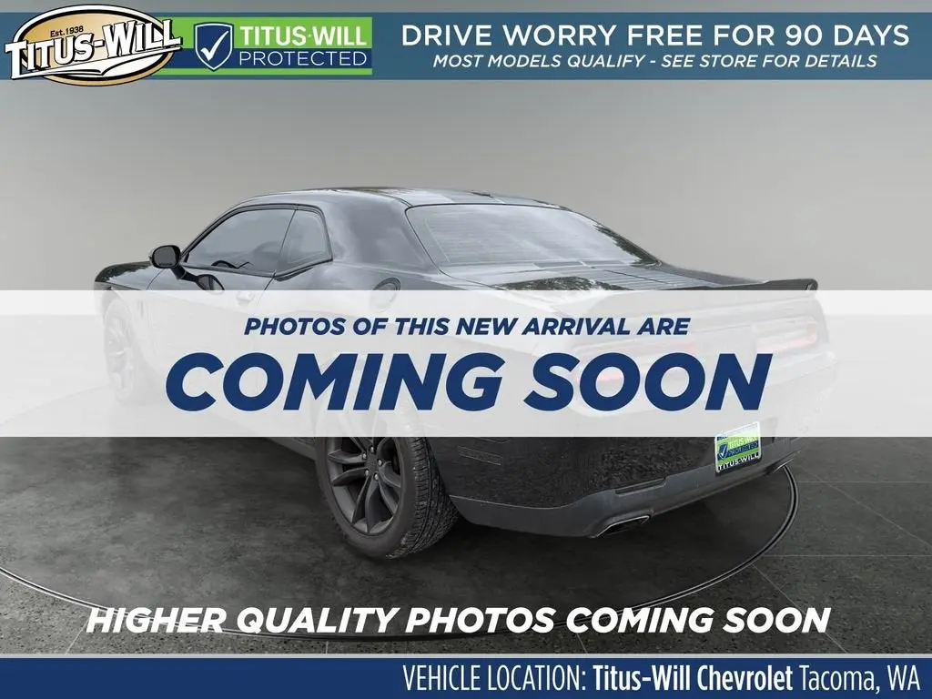 2016 Dodge Challenger SXT photo 3