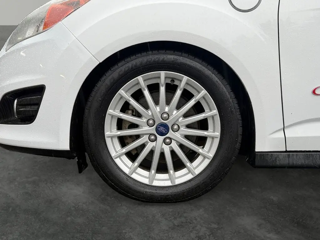2014 Ford C-Max Energi SEL photo 4