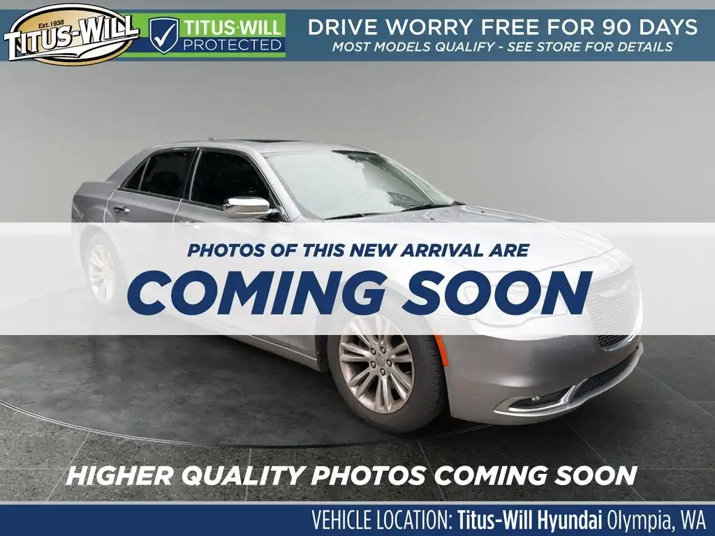 2016 Chrysler 300 C's photo