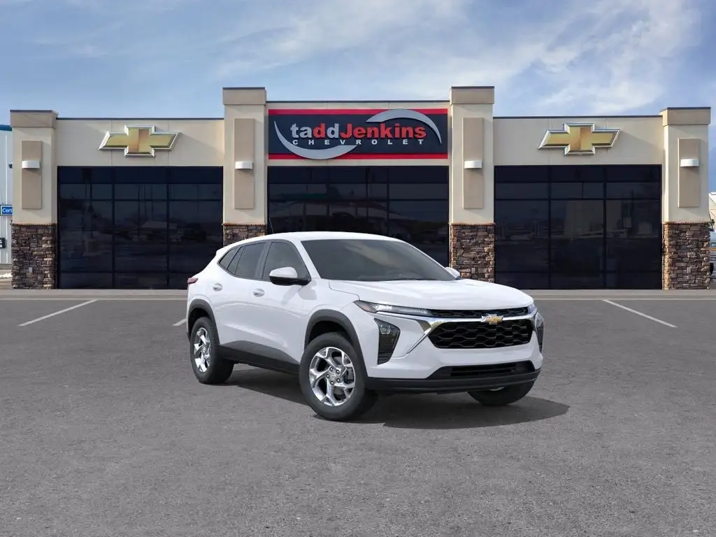 2026 Chevrolet Trax LS photo 1