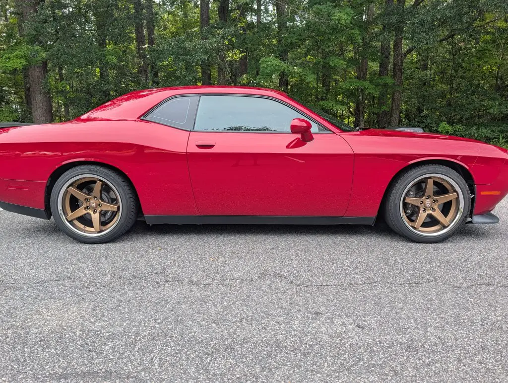 2016 Dodge Challenger HEMI Scat Pack Shaker 392 photo 4